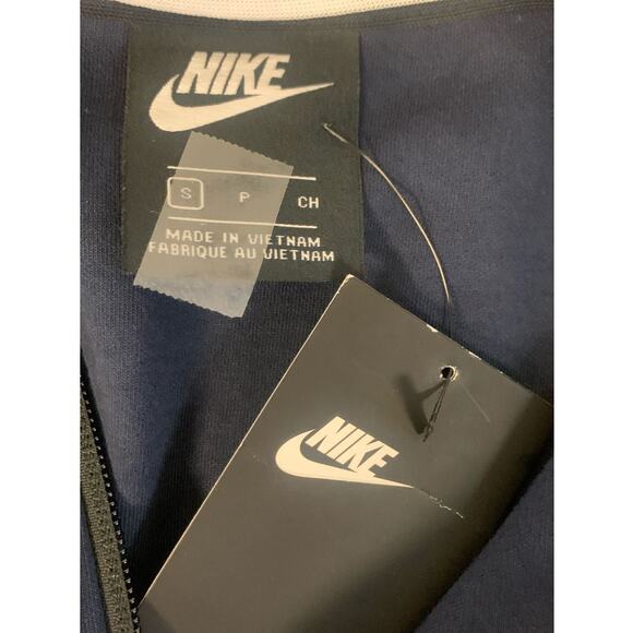 Nike Men’s SMALL Sportswear Full Zip Jacket - Picture 5 of 6